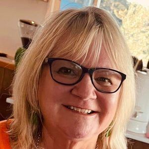 Meet your Posher, Gayle